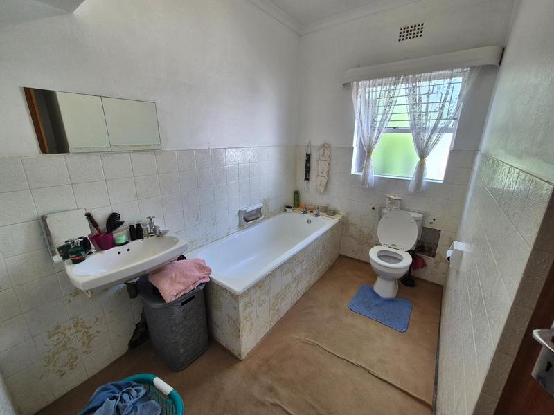 3 Bedroom Property for Sale in Mabille Park Western Cape